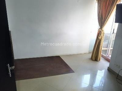 Apartamento de 3 alcobas en venta en Los Alpes, Medellín, 74 m² · foto 15 de 19