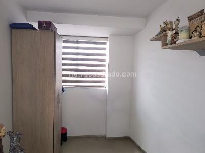 Apartamento de 3 alcobas en venta en Los Alpes, Medellín, 74 m² · foto 16 de 19