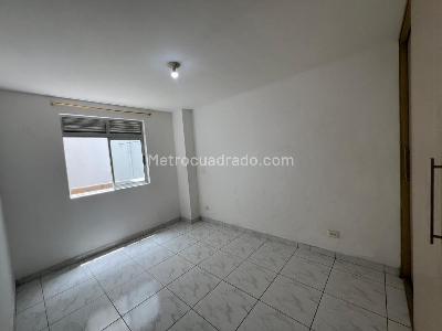 Apartamento de 3 alcobas en arriendo en San Bernardo, Medellín, 90 m² · foto 7 de 14