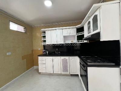 Apartamento en venta en Las Playas, Medellín · foto 5 de 14