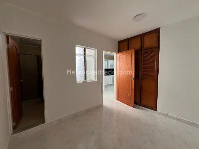 Apartamento en venta en Las Playas, Medellín · foto 7 de 14