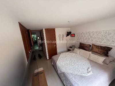 Apartamento en venta en La Castellana, Medellín · foto 4 de 20