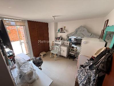 Apartamento en venta en La Castellana, Medellín · foto 8 de 20