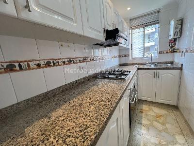 Apartamento de 3 alcobas en arriendo en Laureles Las Acacias, Medellín, 85 m² · foto 5 de 13