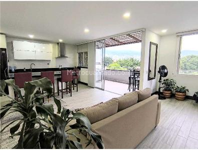 Apartamento de 2 alcobas en venta en Malibu, Medellín, 79 m² · foto 3 de 19