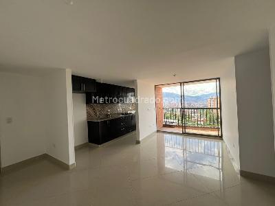 Apartamento en venta en Rodeo Alto, Medellín · foto 3 de 20