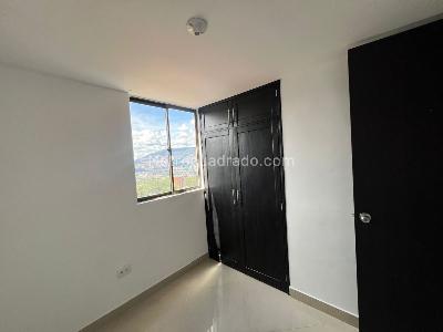 Apartamento en venta en Rodeo Alto, Medellín · foto 8 de 20