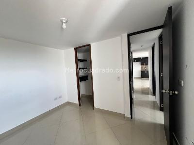 Apartamento en venta en Rodeo Alto, Medellín · foto 12 de 20