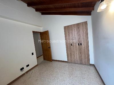 Apartamento de 4 alcobas en venta en Conquistadores, Medellín, 160 m² · foto 9 de 20
