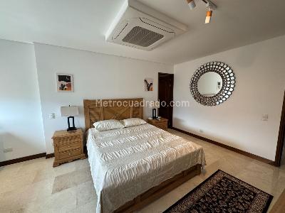 Apartamento de 4 alcobas en venta en Laureles, Medellín, 450 m² · foto 12 de 20