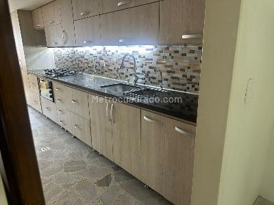Apartamento de 4 alcobas en venta en Laureles, Medellín, 160 m² · foto 13 de 20