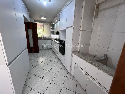 Apartamento de 4 alcobas en venta en Laureles, Medellín, 130 m² · foto 20 de 20