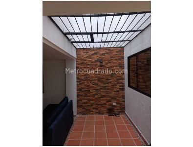 Casa de 4 alcobas en venta en Laureles, Medellín, 140 m² · foto 5 de 9