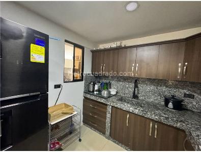 Casa de 4 alcobas en venta en Aliadas, Medellín, 170 m² · foto 5 de 17
