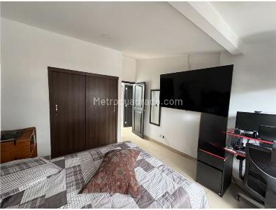 Casa de 4 alcobas en venta en Aliadas, Medellín, 170 m² · foto 9 de 17