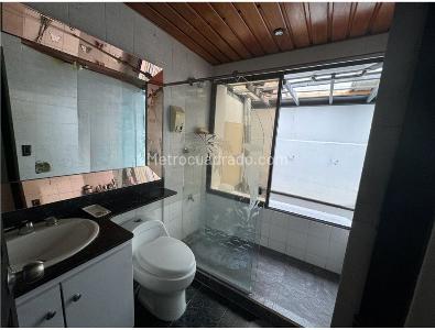 Casa de 4 alcobas en venta en Aliadas, Medellín, 170 m² · foto 17 de 17