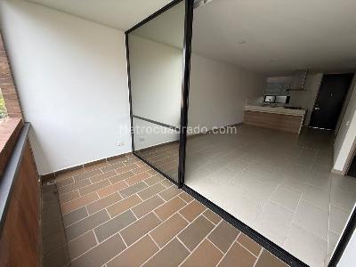 Apartamento en venta en Laureles, Medellín · foto 3 de 14