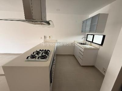 Apartamento en venta en Laureles, Medellín · foto 4 de 14