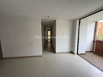 Apartamento en venta en Laureles, Medellín · foto 9 de 14