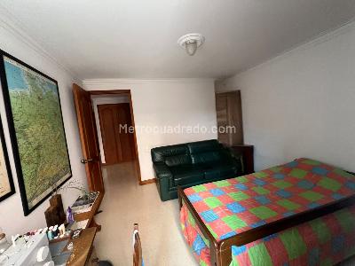 Apartamento de 3 alcobas en venta en Laureles, Medellín, 176 m² · foto 10 de 20