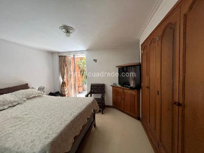 Apartamento de 3 alcobas en venta en Laureles, Medellín, 176 m² · foto 13 de 20