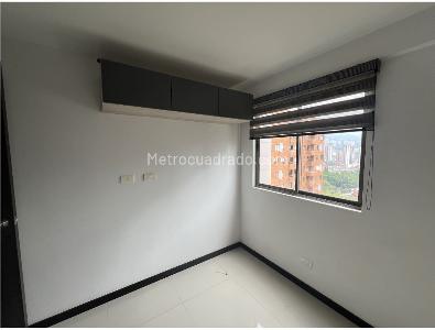 Apartamento de 3 alcobas en venta en San Jose, Sabaneta, 76 m² · foto 5 de 12