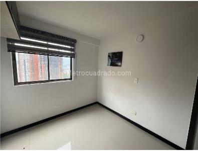 Apartamento de 3 alcobas en venta en San Jose, Sabaneta, 76 m² · foto 10 de 12