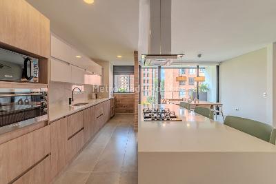 Apartamento de 3 alcobas en venta en Conquistadores, Medellín, 115 m² · foto 11 de 20