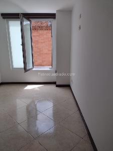 Apartamento de 3 alcobas en venta en Miravalle, Medellín, 63 m² · foto 13 de 19