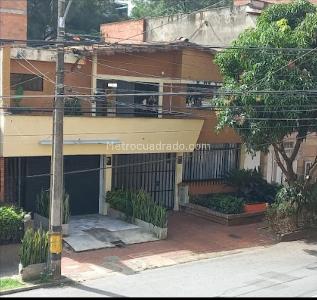 Casa en Arriendo, Laureles, Medellín