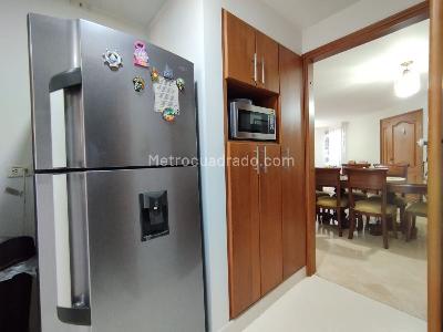 Apartamento de 3 alcobas en venta en Laureles, Medellín, 120 m² · foto 9 de 20