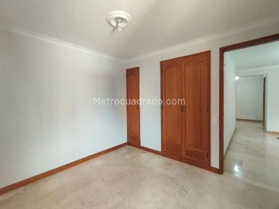 Apartamento de 3 alcobas en arriendo en Laureles, Medellín, 120 m² · foto 14 de 20