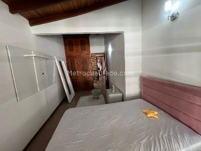 Casa de 3 alcobas en venta en La Mota, Medellín, 334 m² · foto 13 de 20