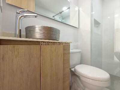 Apartamento de 2 alcobas en venta en Pan De Azucar, Sabaneta, 52 m² · foto 13 de 14