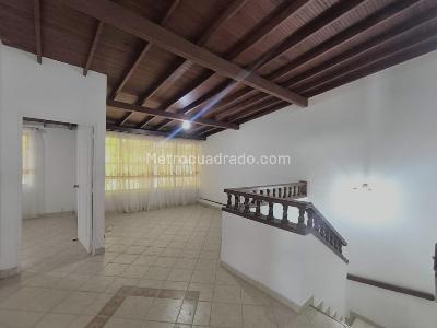 Casa de 4 alcobas en venta en Rosales, Medellín, 208 m² · foto 16 de 20
