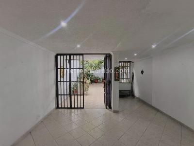 Casa de 4 alcobas en venta en Rosales, Medellín, 208 m² · foto 20 de 20