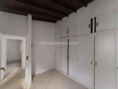 Casa de 4 alcobas en venta en Rosales, Medellín, 208 m² · foto 9 de 20
