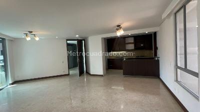 Apartamento de 3 alcobas en arriendo en Laureles Laureles, Medellín, 90 m² · foto 8 de 14