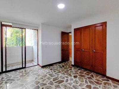 Apartamento de 3 alcobas en venta en Poblado Campestre, Medellín, 140 m² · foto 7 de 20