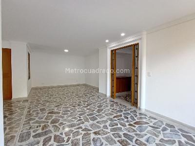 Apartamento de 3 alcobas en venta en Poblado Campestre, Medellín, 140 m² · foto 12 de 20