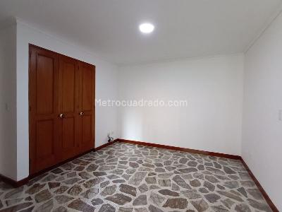 Apartamento de 3 alcobas en venta en Poblado Campestre, Medellín, 140 m² · foto 16 de 20