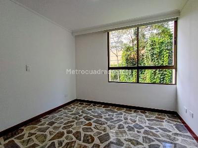 Apartamento de 3 alcobas en venta en Poblado Campestre, Medellín, 140 m² · foto 18 de 20