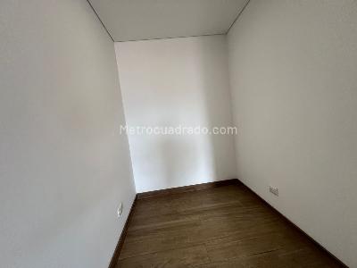 Apartamento de 2 alcobas en venta en El Poblado, Medellín, 88 m² · foto 19 de 20