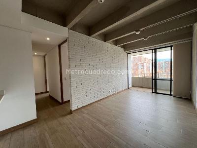 Apartamento de 2 alcobas en venta en El Poblado, Medellín, 88 m² · foto 3 de 20
