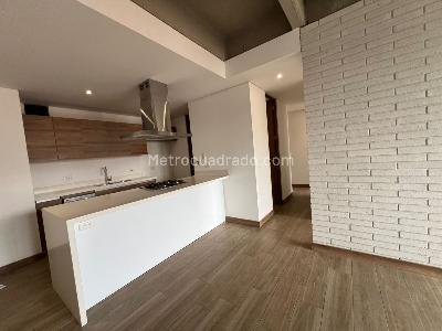 Apartamento de 2 alcobas en venta en El Poblado, Medellín, 88 m² · foto 5 de 20