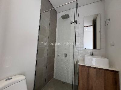 Apartamento de 2 alcobas en venta en El Poblado, Medellín, 88 m² · foto 20 de 20