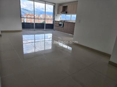Apartamento en venta en San German, Medellín · foto 5 de 18