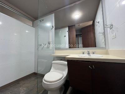 Apartamento de 1 alcoba en arriendo en Laureles, Medellín, 40 m² · foto 12 de 16