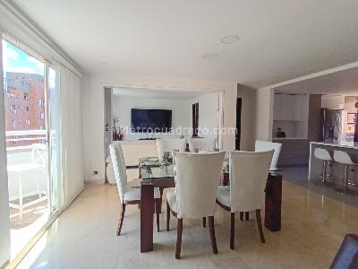 Apartamento de 3 alcobas en venta en La Mota, Medellín, 154 m² · foto 16 de 20