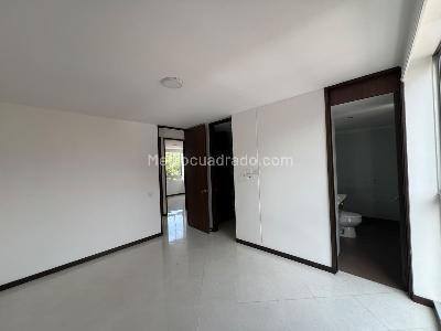 Apartamento de 3 alcobas en venta en Laureles, Medellín, 92 m² · foto 13 de 16